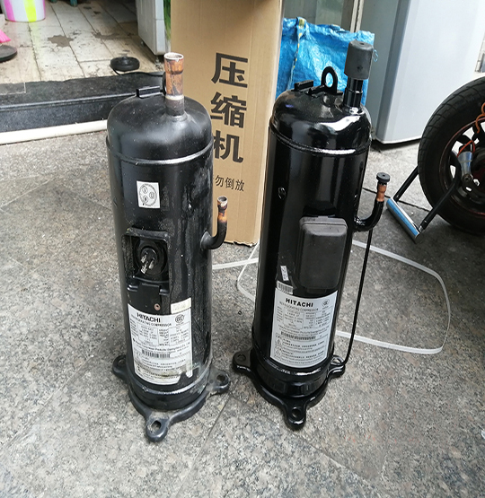 元宝山中央空调压缩机的更换维修